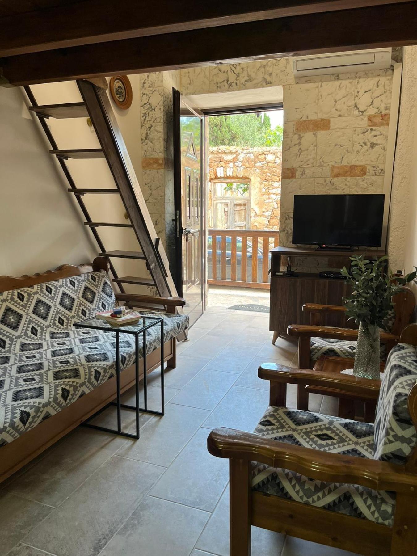 Milopetra Yerolimin Exterior foto